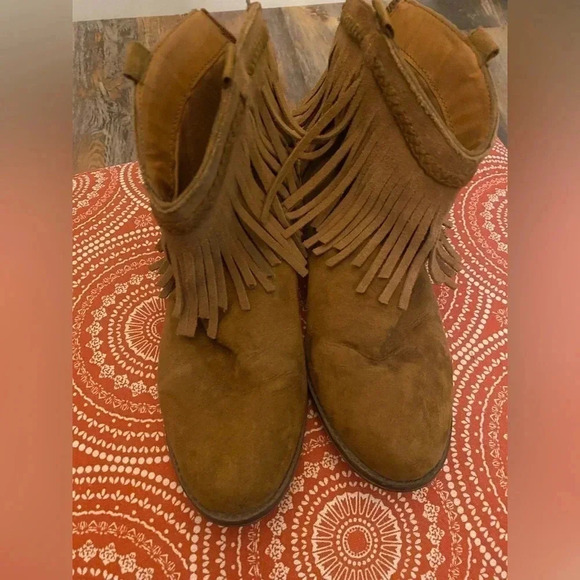 Mossimo Supply Co Boots Womens 8 Ankle Bootie Brown Suede Fringe Pull On Block - Picture 1 of 5